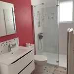 La Maison Des Pins Сasa de vacaciones