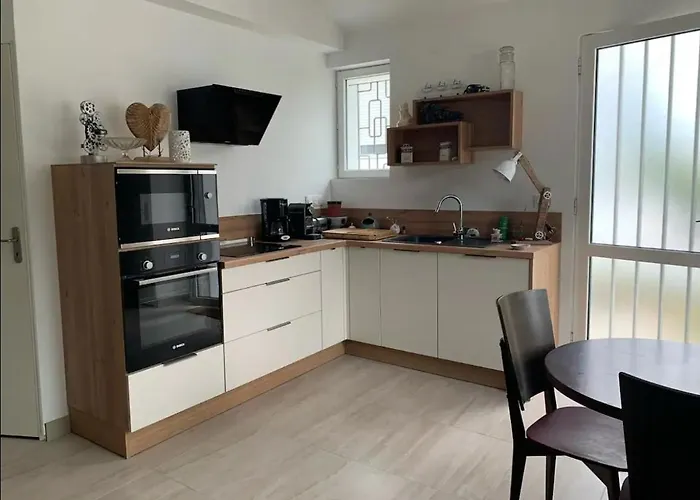 別荘 La Maison Des Pins バルバトル